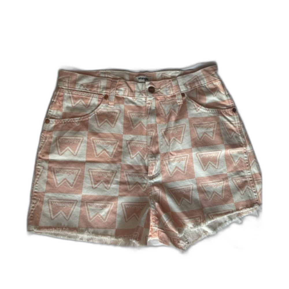 Wrangler Vintage Peach Shorts size 31